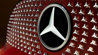 Логотип Mercedes-Benz