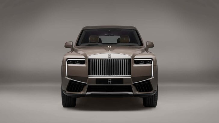 Rolls-Royce Cullinan 2025 года