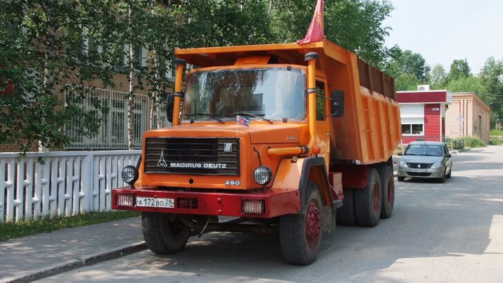 В России появились легендарные немецкие грузовики по бросовым ценам. Сколько они стоят