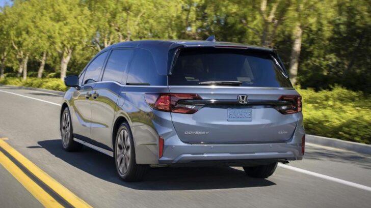 Honda Odyssey 2025 года