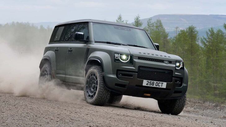 Представлен самый мощный Land Rover Defender в истории