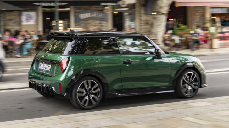 MINI Cooper S John Cooper Works Trim