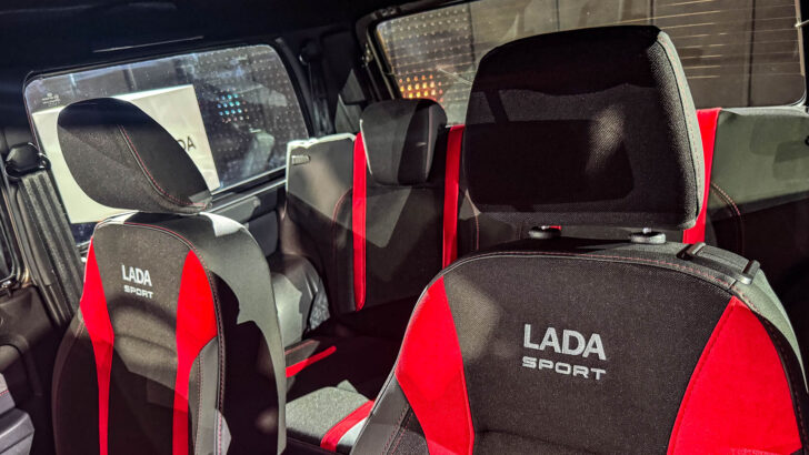 Интерьер LADA Niva Sport