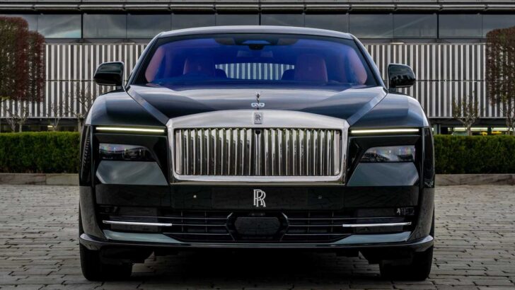 Эксклюзивный Rolls-Royce Spectre Soulmate