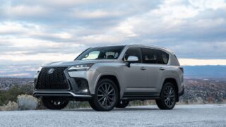 Lexus LX 2025 года