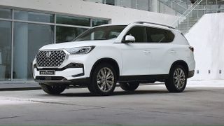 KGM Rexton