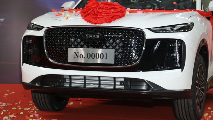 Сколько будут стоить кроссоверы от новых брендов Chery в России. Прогнозы экспертов Сколько будут стоить кроссоверы от новых брендов Chery в России. Прогнозы экспертов