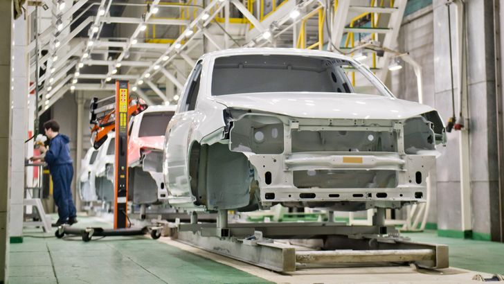 Производство автомобилей LADA