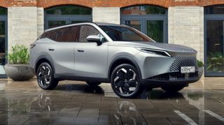 Omoda C7