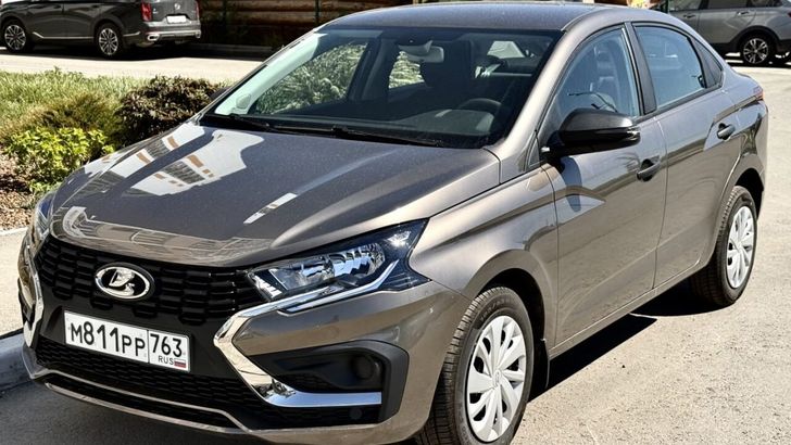 LADA Iskra