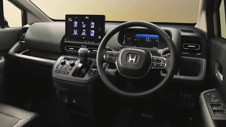 Интерьер Honda Freed Crosstar Интерьер Honda Freed Crosstar