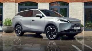 Omoda C7