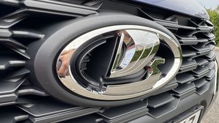Логотип LADA