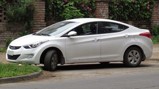 Hyundai Elantra 2023 года