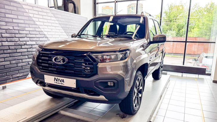 LADA Niva Travel