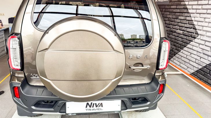 LADA Niva Travel LADA Niva Travel