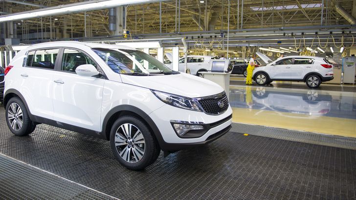В России отзывают почти 80 тысяч кроссоверов Kia. В чем причина