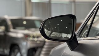 Автосалон