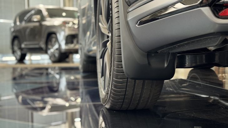 Автосалон