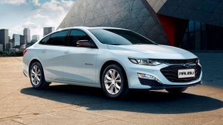 Chevrolet Malibu XL