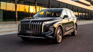 Hongqi HS7