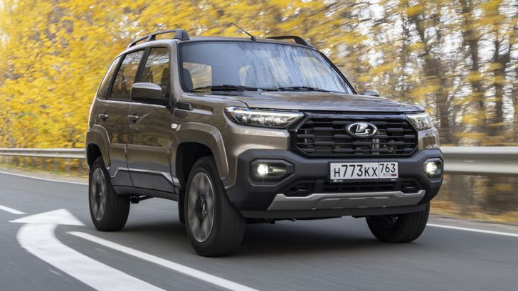 LADA Niva Travel