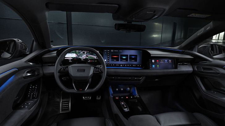 Обновленный салон автомобилей Audi