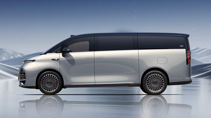 Geely Galaxy V900