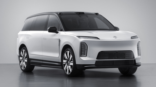 Nio ES9
