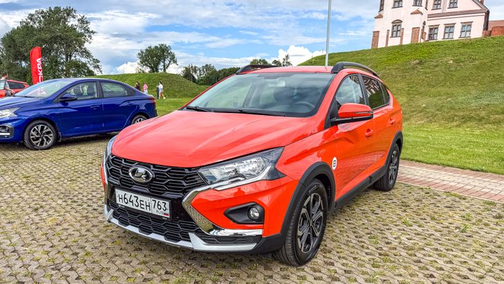 LADA Iskra SW Cross