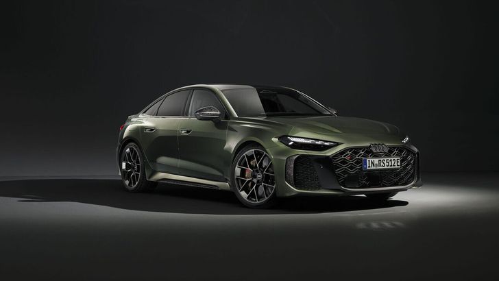 Audi RS5 Sedan
