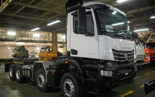 КАМАЗ-65951