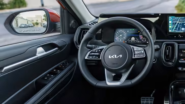 Интерьер Kia Sonet