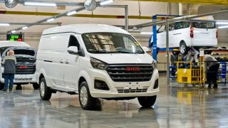Производство автомобилей SKM
