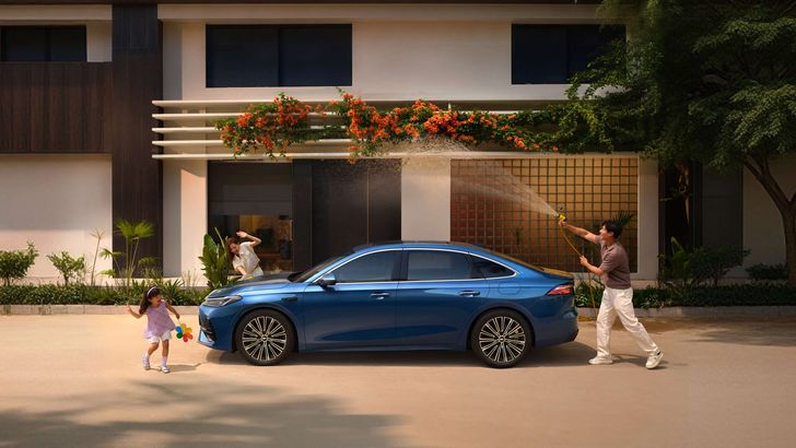 Geely Galaxy A7 EM