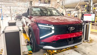 LADA Azimut в цвете «Фламенко»