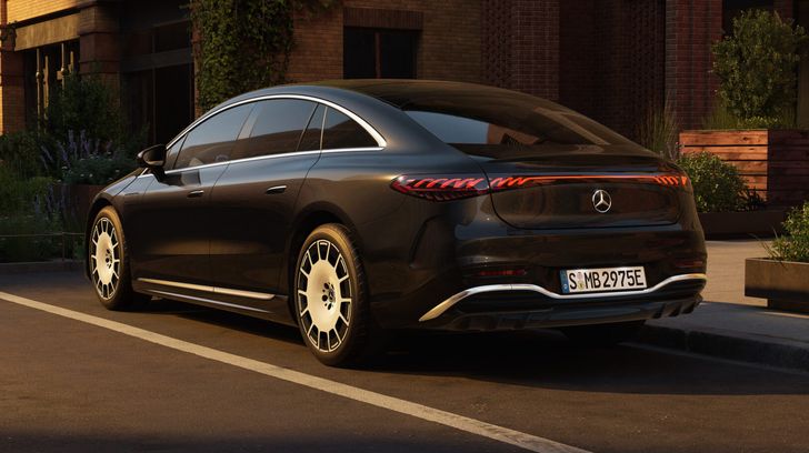 Mercedes-Benz EQS