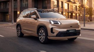 GAC Aion V