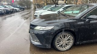 Автомобили под дождем