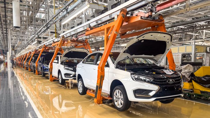 Производство автомобилей LADA