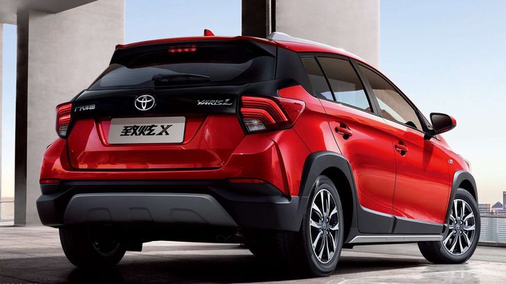 Toyota Yaris L X Toyota Yaris L X