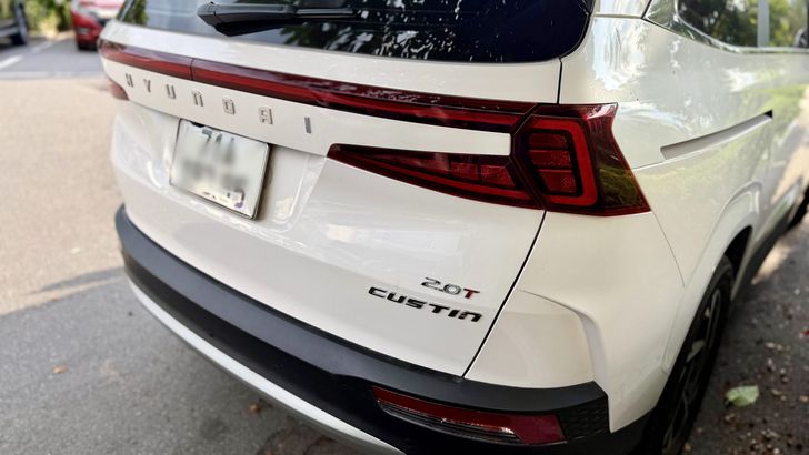 Hyundai Custin
