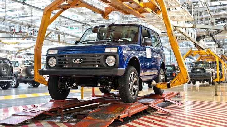 Крупнейшее обновление за почти 50 лет: АвтоВАЗ начал производство новой «Нивы»