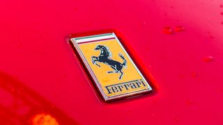 Логотип Ferrari