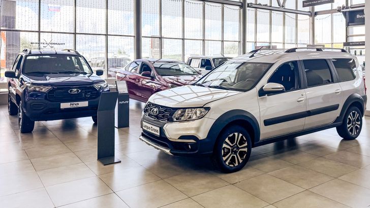 АвтоВАЗ продлил распродажу автомобилей «Лада»: сколько можно сэкономить