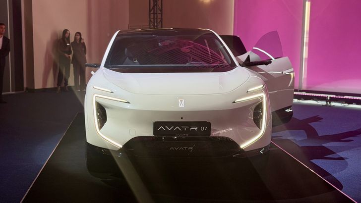 Avatr 07