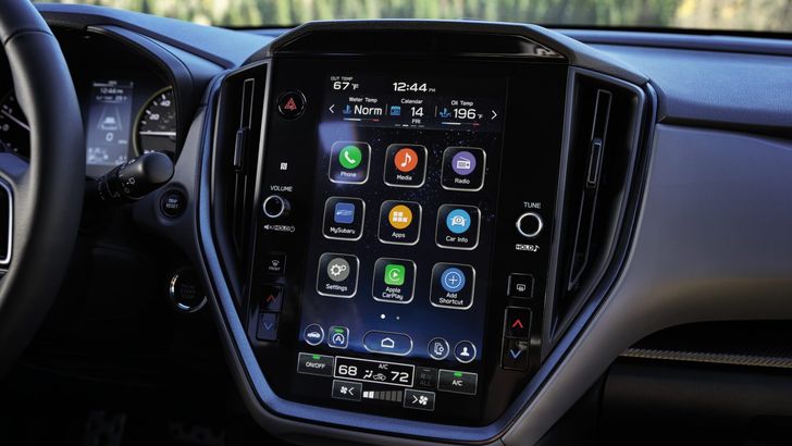 Интерьер Subaru Crosstrek